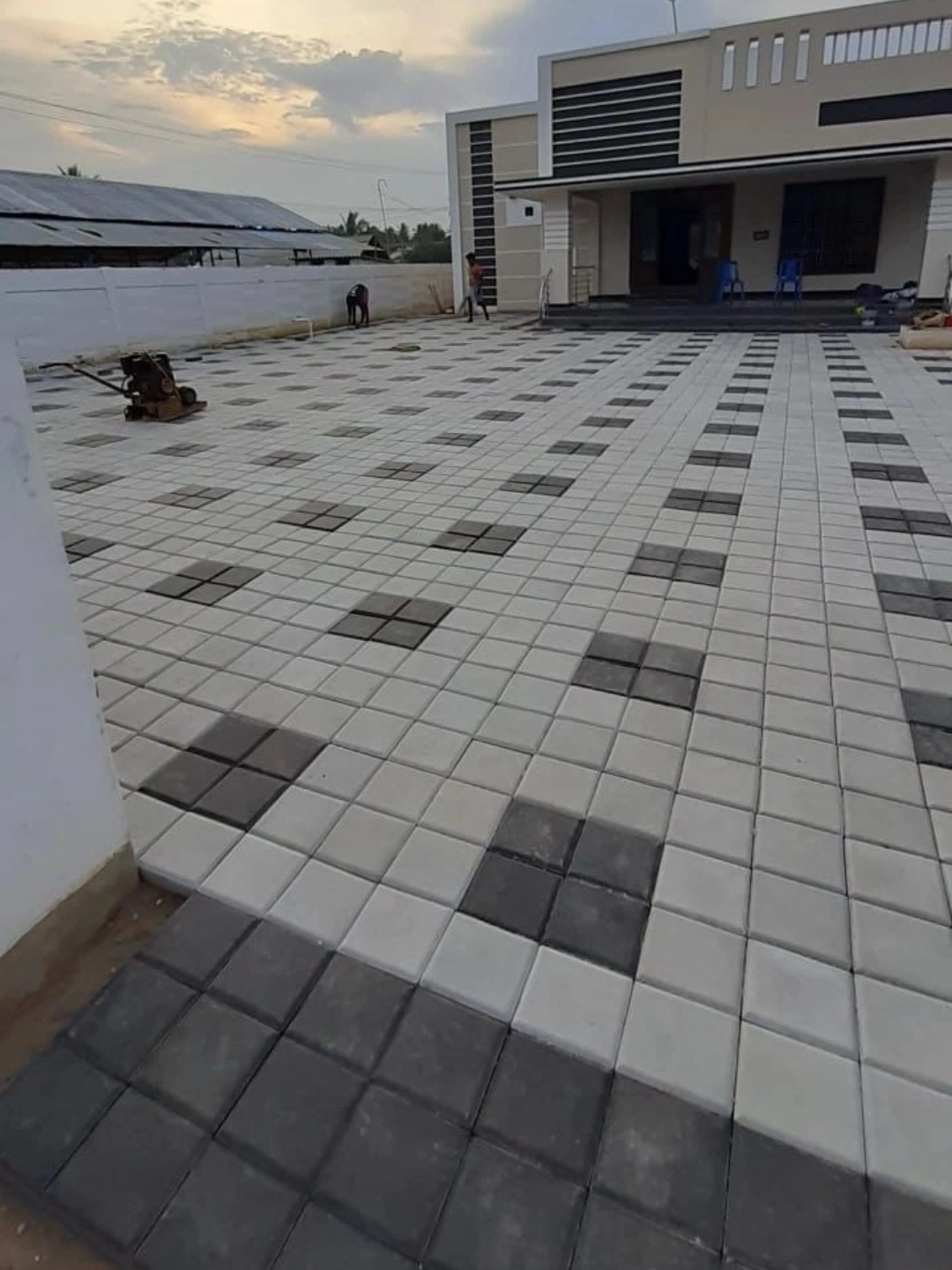 Small Square Type Paver Blocks in Chennai Small Square Type Paver Block Manufacturers in Chennai